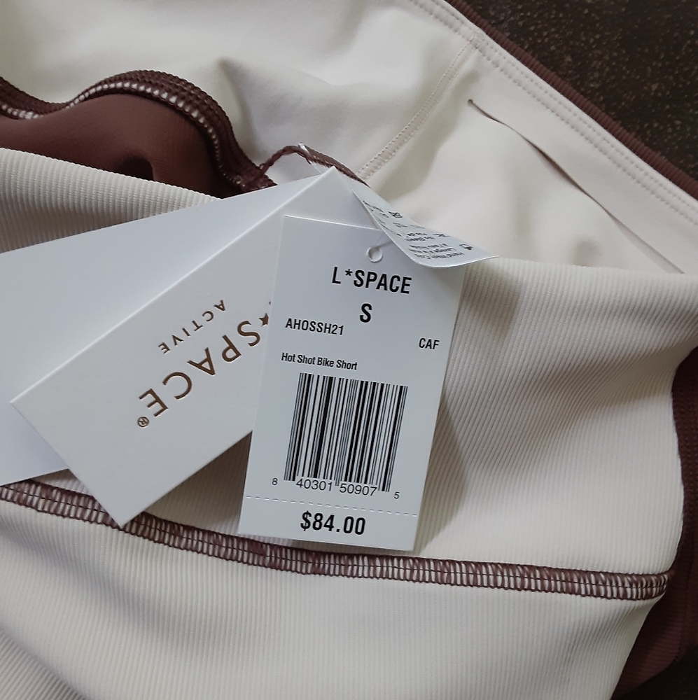 L*SPACE Hot Shot Bike Shorts - Picture 3 of 3